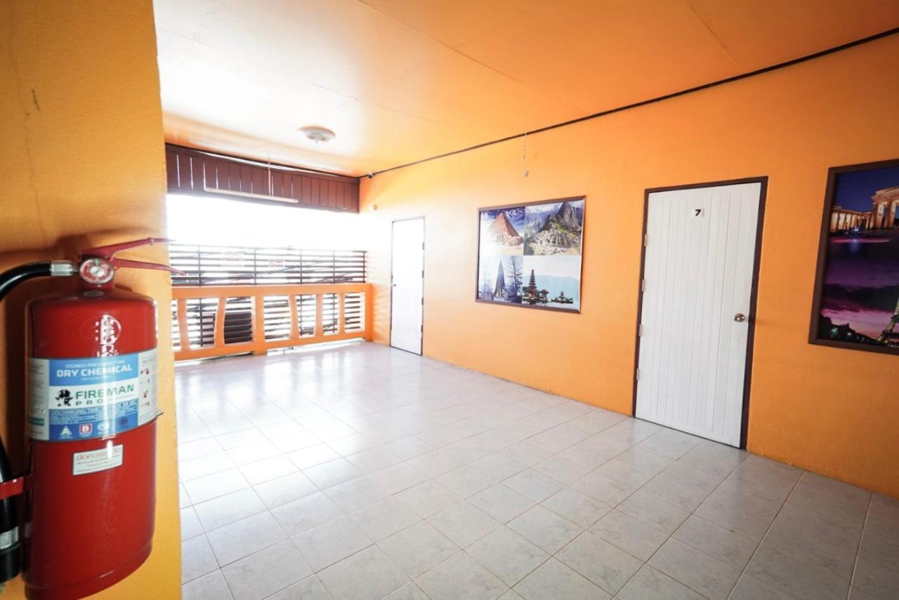 One Trinity Hostel เกาะพะงัน ภายนอก รูปภาพ